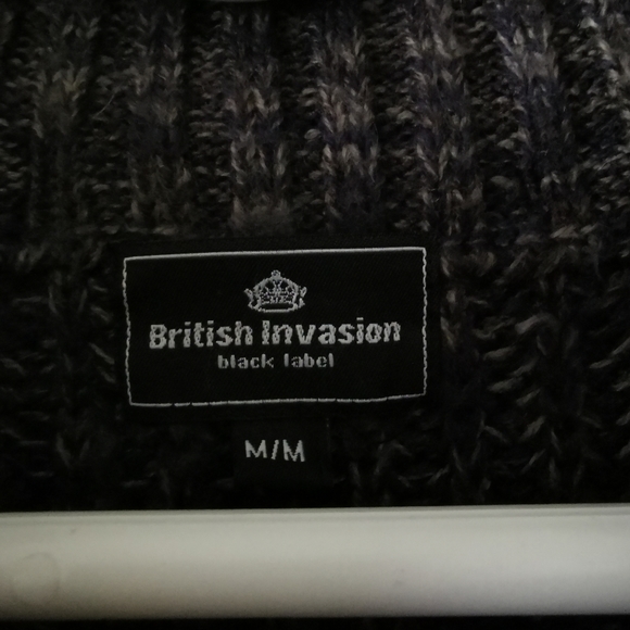 Woolen Zip Up - Picture 3 of 3